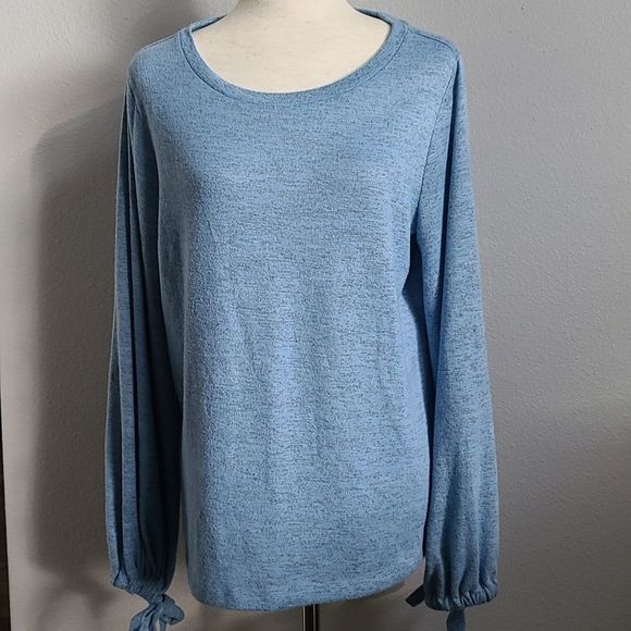 a.n.a Sweaters - A N.A. WOMAN'S TOP